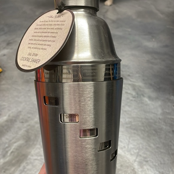 Mixed drink shaker - Picture 2 of 2